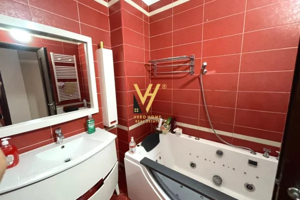 Shtepi ne shitje Apartament ne Tirane, 2+1, Mobilimi E mobiluar, Pagesa 210,000  Euro.