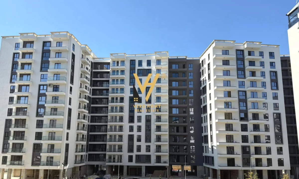 Shtepi ne shitje Apartament ne Tirane, 2+1, Mobilimi Bosh, pa mobiluar, Pagesa 166,000  Euro.