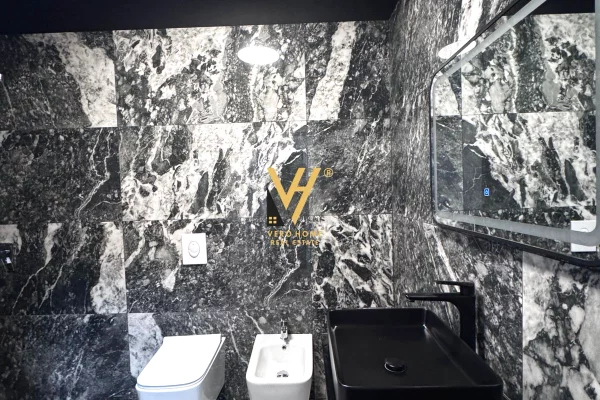 Shtepi ne shitje Apartament ne Tirane, 2+1, Mobilimi E mobiluar, Pagesa 285,000  Euro.