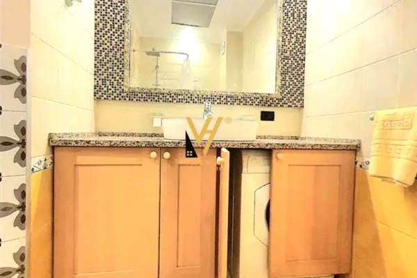 Shtepi ne shitje Apartament ne Tirane, 2+1, Mobilimi E mobiluar, Pagesa 315,000  Euro.