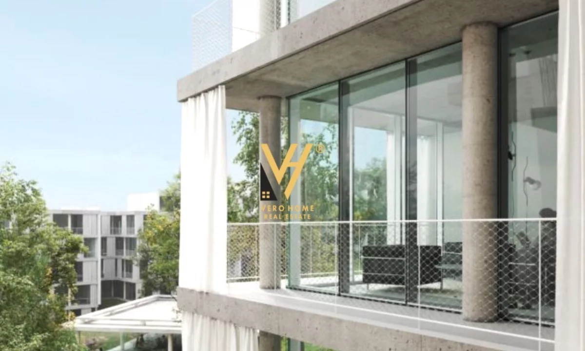 Shtepi ne shitje Apartament ne Tirane, 3+1, Mobilimi Bosh, pa mobiluar, Pagesa 326,000  Euro.