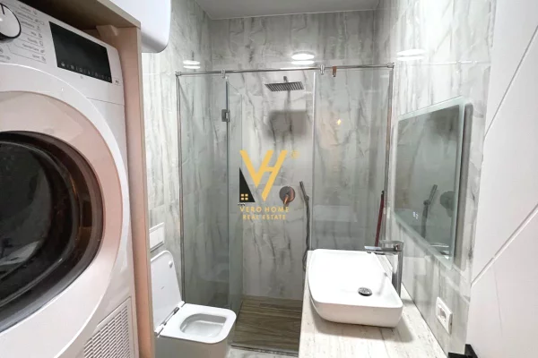 Shtepi ne shitje Apartament ne Tirane, 2+1, Mobilimi E mobiluar, Pagesa 205,000  Euro.