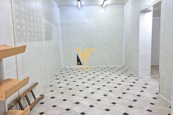 Business Property for Rent 4+1 in Tirana - 1,000 Euro