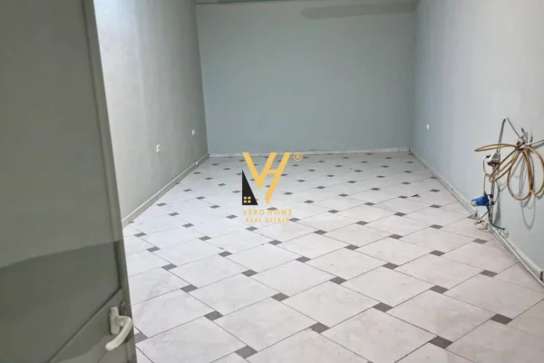 JEPET MAGAZINE 300 M2 ME QIRA NE SELITE 1.000 EURO