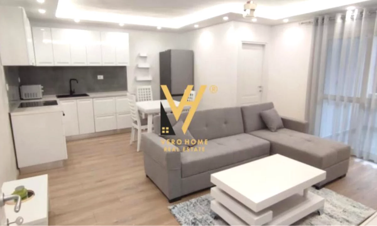 Shtepi me qera Apartament ne Tirane, 2+1, Mobilimi E mobiluar, Pagesa 800  Euro.