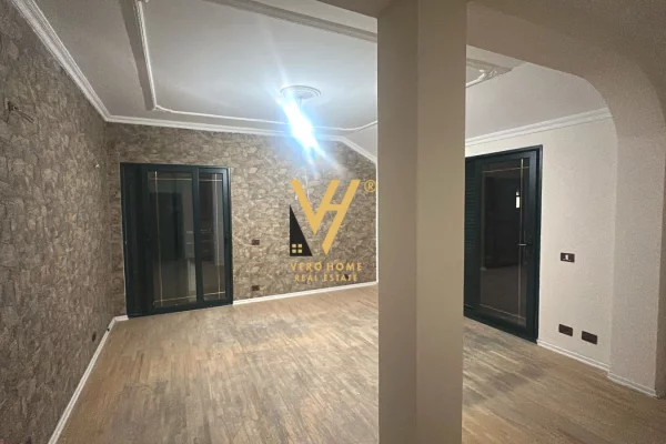 Business Property in Sale 3+1 in Tirana - 1,240,000 Euro