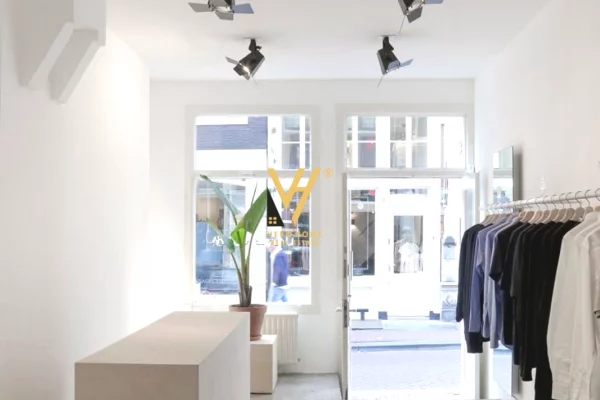 Business Property for Rent 3+1 in Tirana - 1,500 Euro