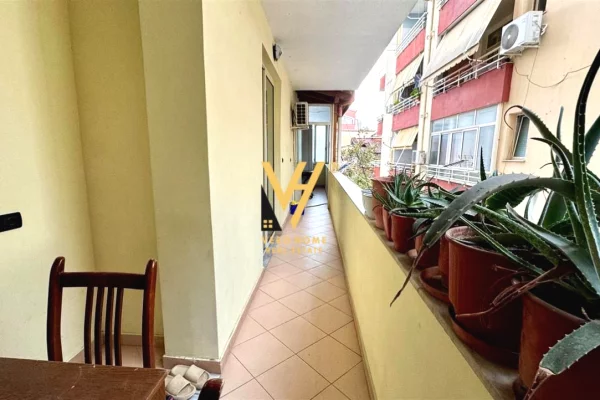 Shtepi me qera Apartament ne Tirane, 2+1, Mobilimi E mobiluar, Pagesa 70,000  Leke.