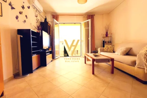 Shtepi me qera 2+1 ne Tirane - 60,000 Leke