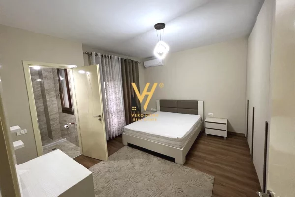 Shtepi me qera Apartament ne Tirane, 2+1, Mobilimi E mobiluar, Pagesa 800  Euro.