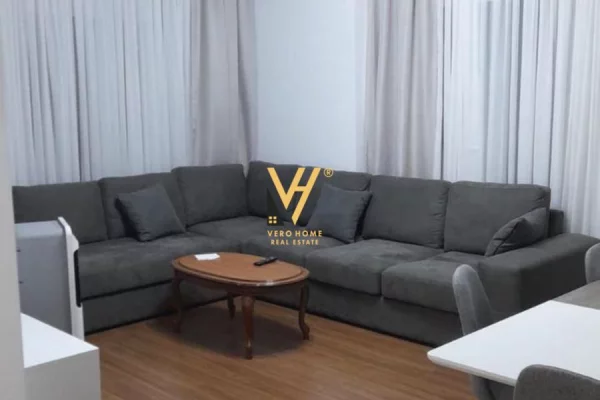 Shtepi ne shitje Vila Luksoze ne Tirane, 7+1, Mobilimi E mobiluar, Pagesa 900,000  Euro.