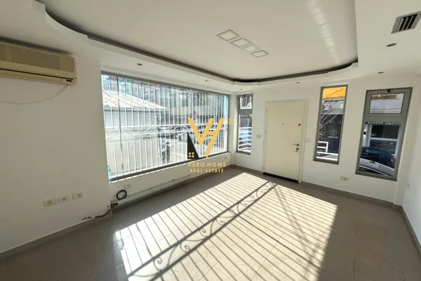 Ambient biznesi me qera 3+1 ne Tirane - 800 Euro