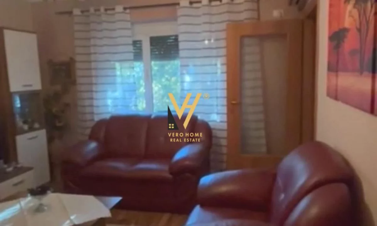 Shtepi me qera Apartament ne Tirane, 1+1, Mobilimi E mobiluar, Pagesa 450  Euro.