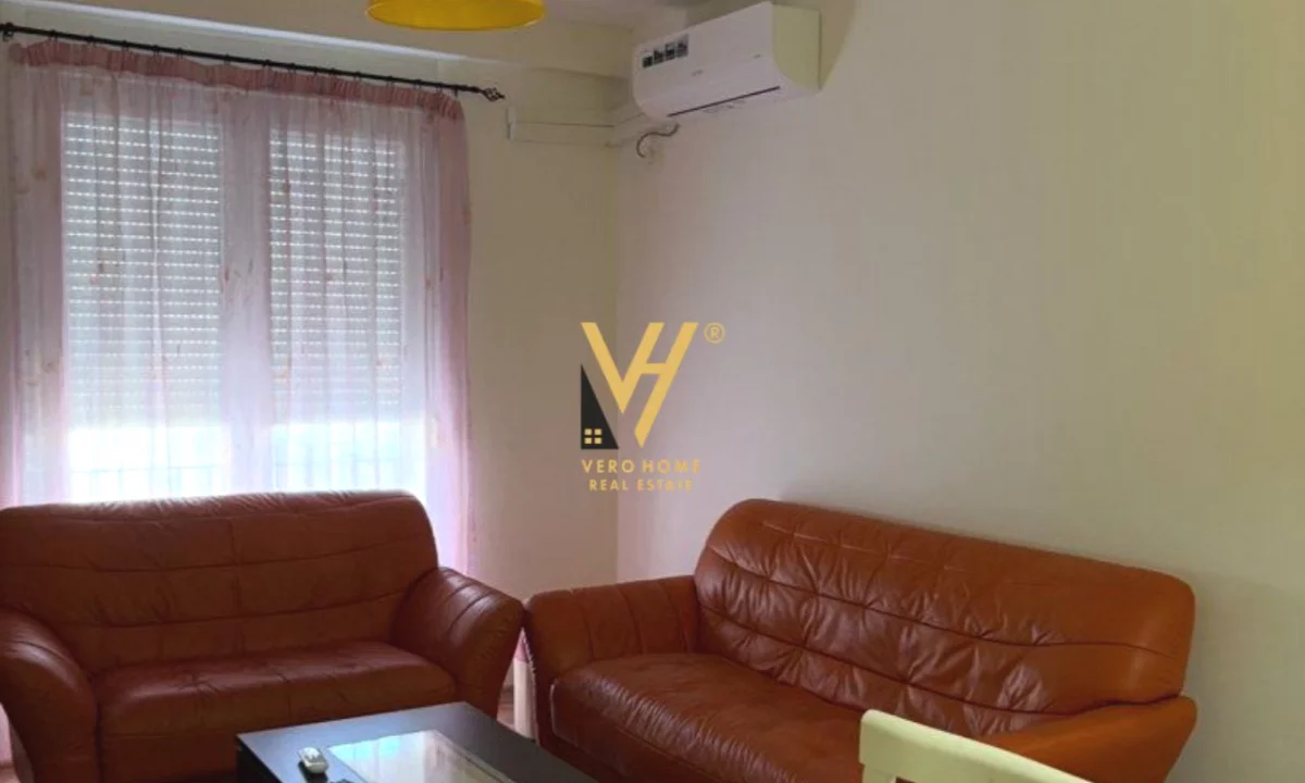 Shtepi me qera Apartament ne Tirane, 1+1, Mobilimi E mobiluar, Pagesa 520  Euro.