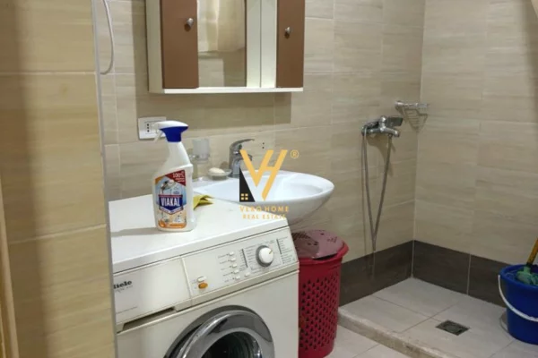 Shtepi me qera Apartament ne Tirane, 1+1, Mobilimi E mobiluar, Pagesa 520  Euro.