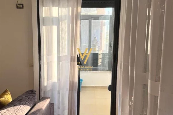 Shtepi me qera Apartament ne Tirane, 2+1, Mobilimi E mobiluar, Pagesa 450  Euro.