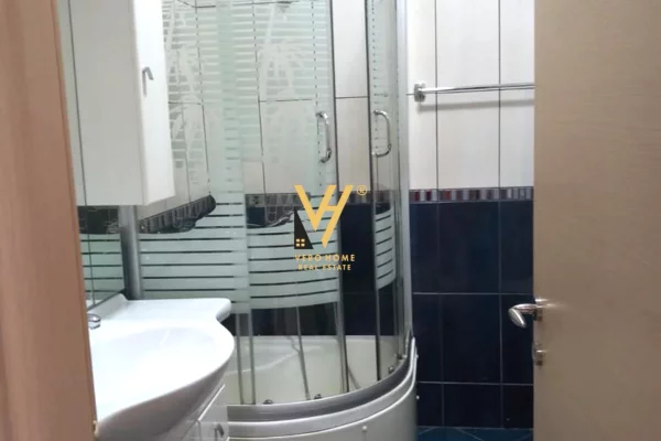 Shtepi me qera Apartament ne Tirane, 2+1, Mobilimi E mobiluar, Pagesa 600  Euro.