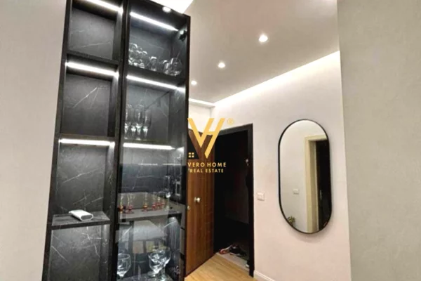 Shtepi me qera Apartament ne Tirane, 2+1, Mobilimi E mobiluar, Pagesa 85,000  Leke.