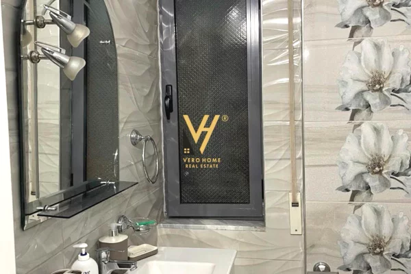 Shtepi me qera Apartament ne Tirane, 2+1, Mobilimi E mobiluar, Pagesa 68,000  Leke.