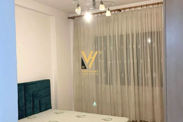 Shtepi me qera Apartament ne Tirane, 2+1, Mobilimi E mobiluar, Pagesa 68,000  Leke.