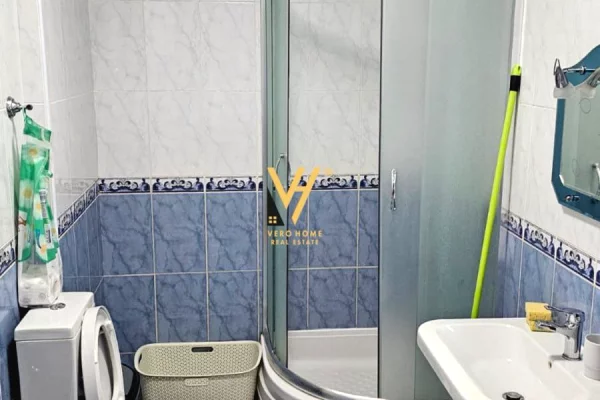 Shtepi me qera Apartament ne Tirane, 1+1, Mobilimi E mobiluar, Pagesa 50,000  Leke.