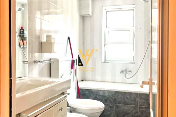 Shtepi me qera Apartament ne Tirane, 2+1, Mobilimi E mobiluar, Pagesa 70,000  Leke.