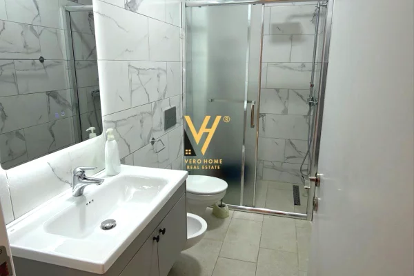 Shtepi me qera Apartament ne Tirane, 2+1, Mobilimi E mobiluar, Pagesa 1,200  Euro.