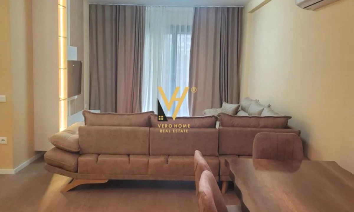 Shtepi me qera Apartament ne Tirane, 2+1, Mobilimi E mobiluar, Pagesa 1,300  Euro.