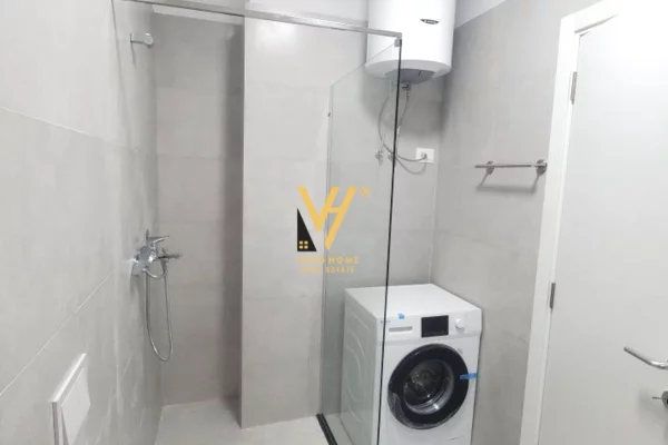 Shtepi me qera Apartament ne Tirane, 2+1, Mobilimi E mobiluar, Pagesa 1,300  Euro.