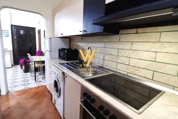 Shtepi me qera Apartament ne Tirane, 1+1, Mobilimi E mobiluar, Pagesa 450  Euro.