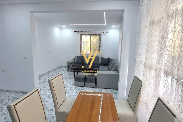 JEPET SHTEPI PRIVATE ME QERA NE ASTIR 40.000 LEKE