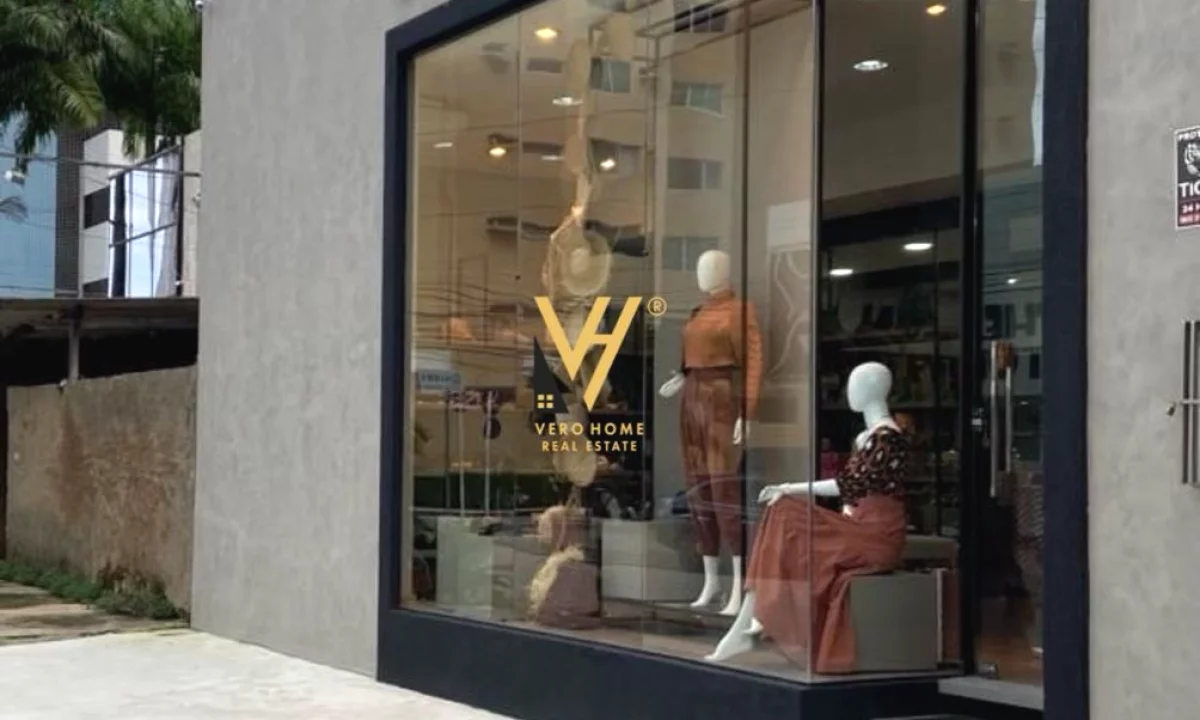 SHITET DYQAN 70 M2 TE RRUGA E KAVAJES 500.000 EURO