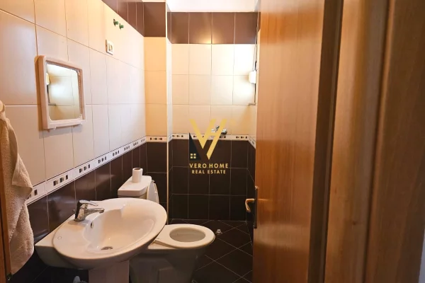 Shtepi me qera Apartament ne Tirane, 2+1, Mobilimi E mobiluar, Pagesa 55,000  Leke.