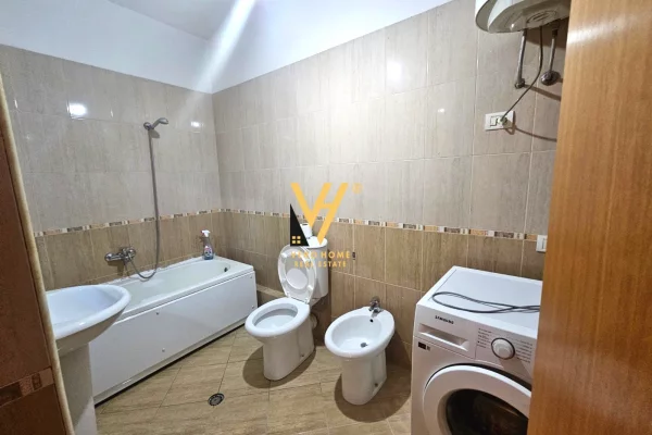 Shtepi me qera Apartament ne Tirane, 2+1, Mobilimi E mobiluar, Pagesa 55,000  Leke.