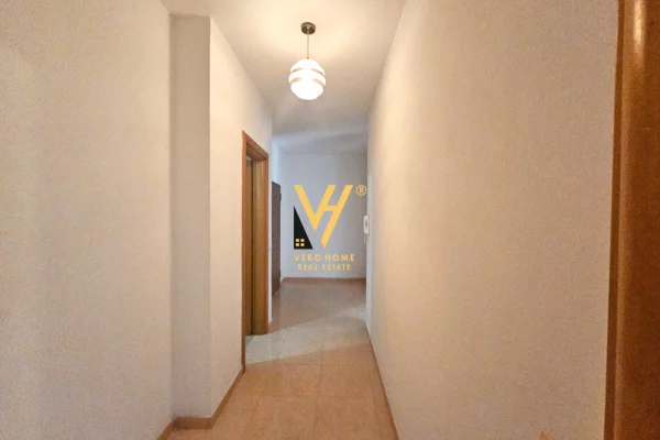 Shtepi me qera Apartament ne Tirane, 2+1, Mobilimi E mobiluar, Pagesa 55,000  Leke.