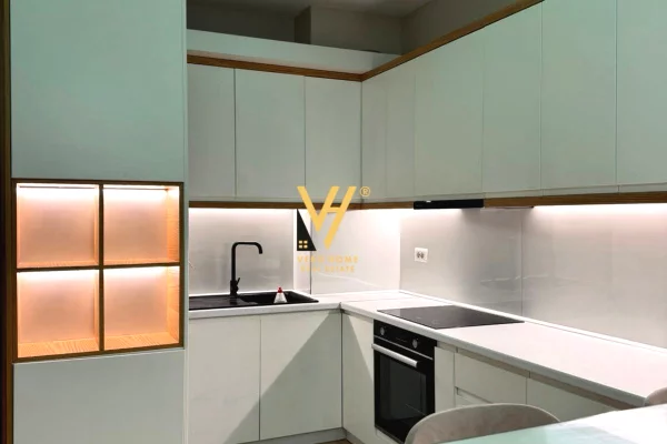 Shtepi me qera Apartament ne Tirane, 2+1, Mobilimi E mobiluar, Pagesa 70,000  Leke.