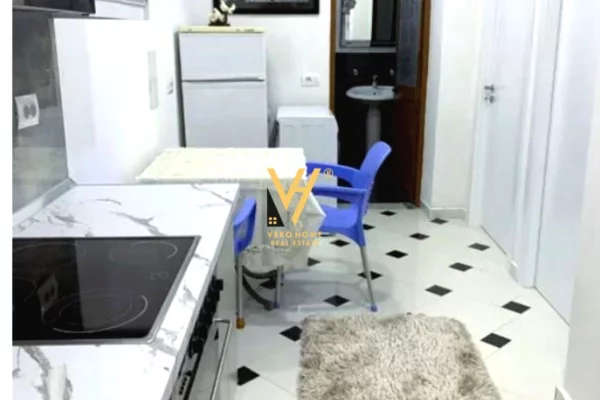 Shtepi me qera Apartament ne Tirane, 1+1, Mobilimi E mobiluar, Pagesa 400  Euro.