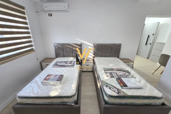 Shtepi me qera Apartament ne Tirane, Garsoniere, Mobilimi E mobiluar, Pagesa 50,000  Leke.