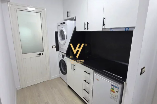 Shtepi me qera Apartament ne Tirane, Garsoniere, Mobilimi E mobiluar, Pagesa 50,000  Leke.