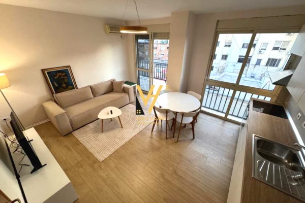 Shtepi me qera 1+1 ne Tirane - 750 Euro