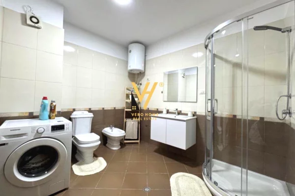 Shtepi me qera Apartament ne Tirane, 1+1, Mobilimi E mobiluar, Pagesa 750  Euro.