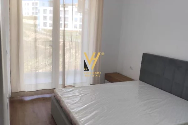 Shtepi me qera Apartament ne Tirane, 1+1, Mobilimi E mobiluar, Pagesa 430  Euro.