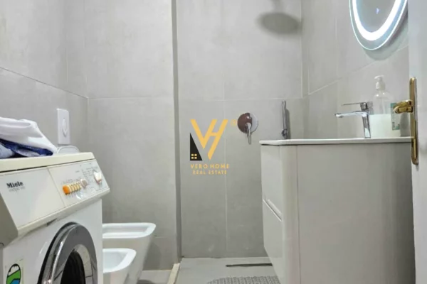 Shtepi me qera Apartament ne Tirane, 2+1, Mobilimi E mobiluar, Pagesa 850  Euro.