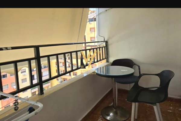 Shtepi me qera Apartament ne Tirane, 2+1, Mobilimi E mobiluar, Pagesa 850  Euro.