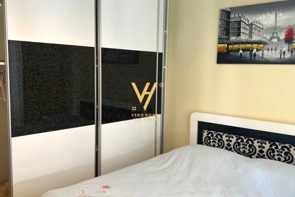 Shtepi me qera Apartament ne Tirane, 2+1, Mobilimi E mobiluar, Pagesa 650  Euro.