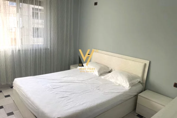 Shtepi me qera Apartament ne Tirane, 2+1, Mobilimi E mobiluar, Pagesa 700  Euro.