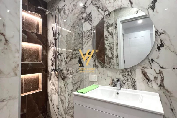 Shtepi me qera Apartament ne Tirane, 2+1, Mobilimi E mobiluar, Pagesa 1,200  Euro.