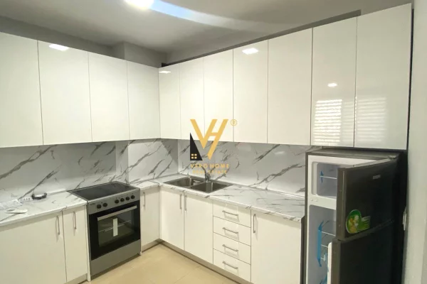 Shtepi me qera Apartament ne Tirane, 1+1, Mobilimi E mobiluar, Pagesa 550  Euro.