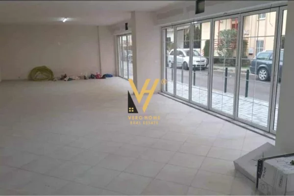 JEPET AMBIENT BIZNESI 100 M2 TE LIQENI I THATE 70.000 LEKE