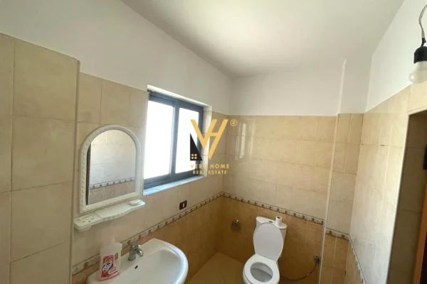 Shtepi me qera Apartament ne Tirane, 2+1, Mobilimi E mobiluar, Pagesa 50,000  Leke.